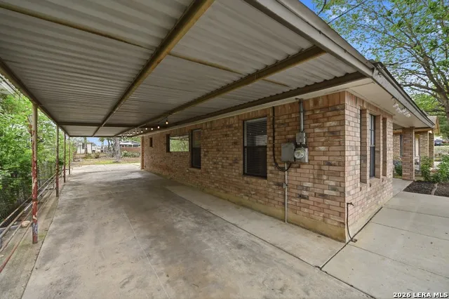 425 Sandmeyer st San Antonio, TX 78208