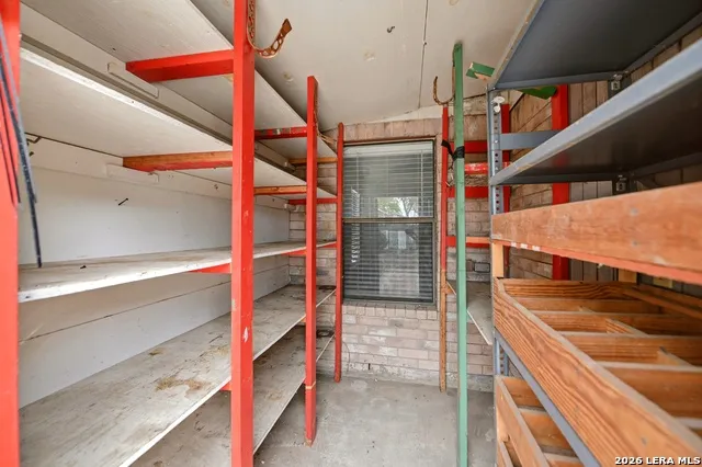 425 Sandmeyer st San Antonio, TX 78208
