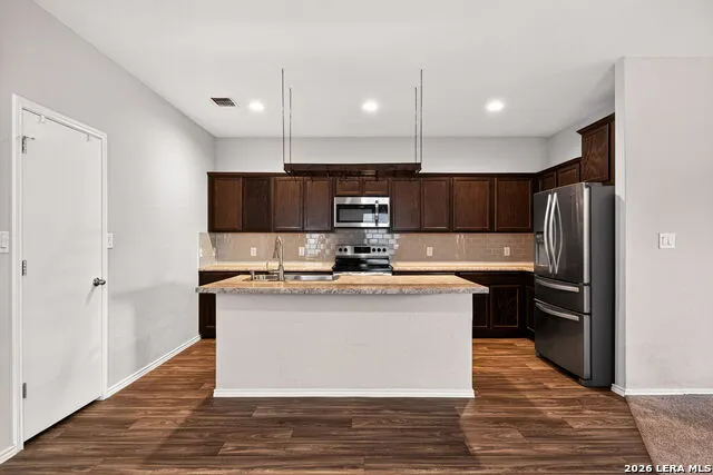 4619 HEATHERS CROSS St Hedwig, TX 78152