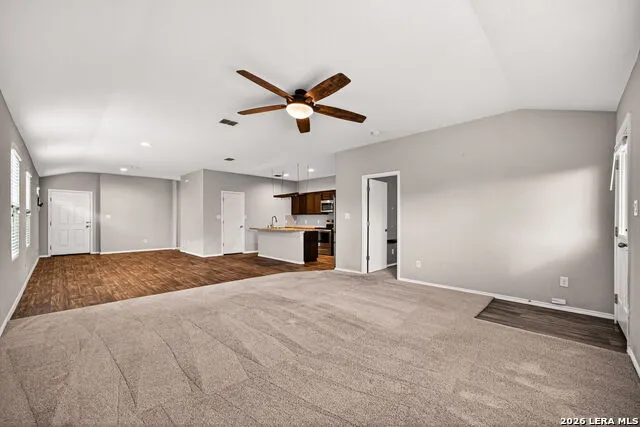 4619 HEATHERS CROSS St Hedwig, TX 78152