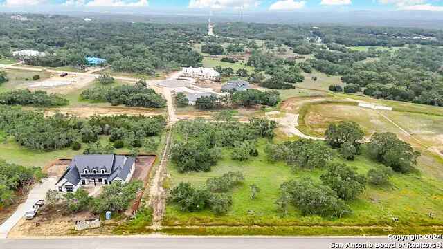 677 ANNABELLE AVE Bulverde, TX 78163