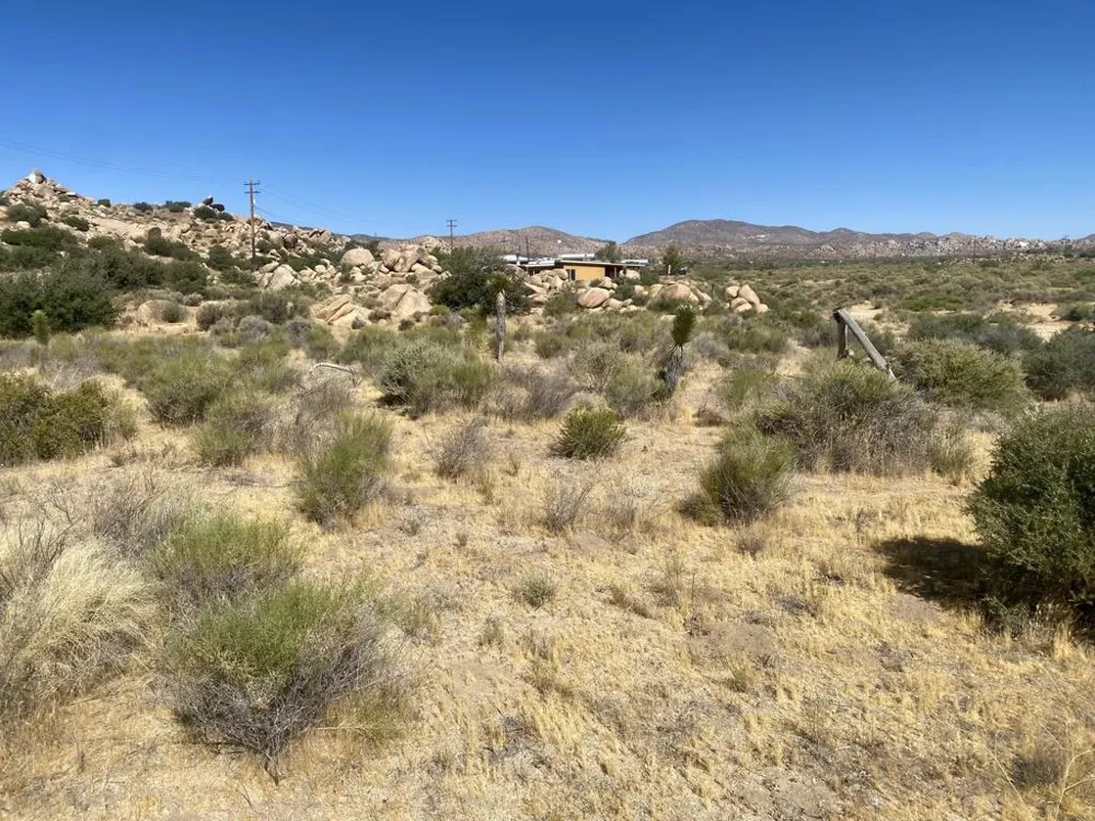 108 Riverside Drive Pioneertown, CA 92268
