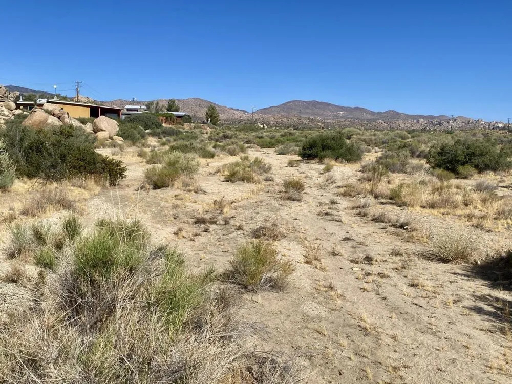 108 Riverside Drive Pioneertown, CA 92268