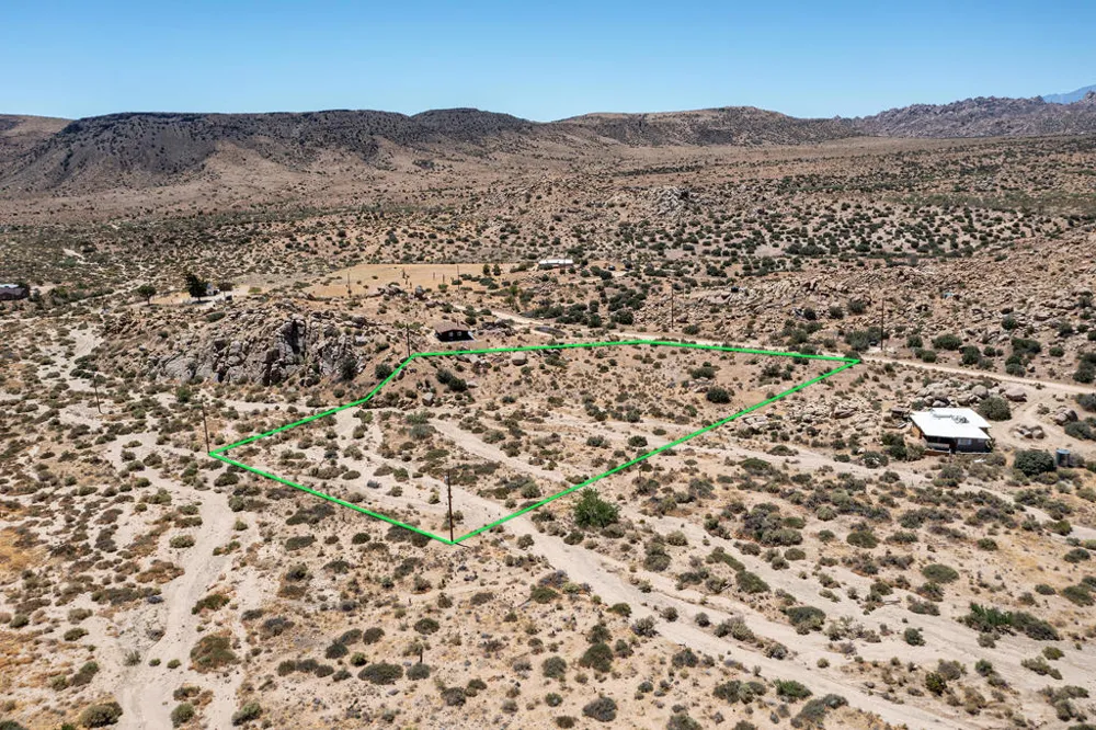 108 Riverside Drive Pioneertown, CA 92268