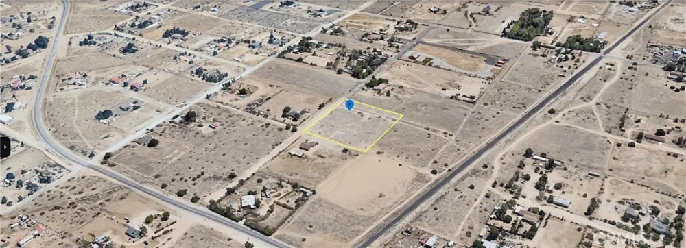89 Dunford Littlerock, CA 93543