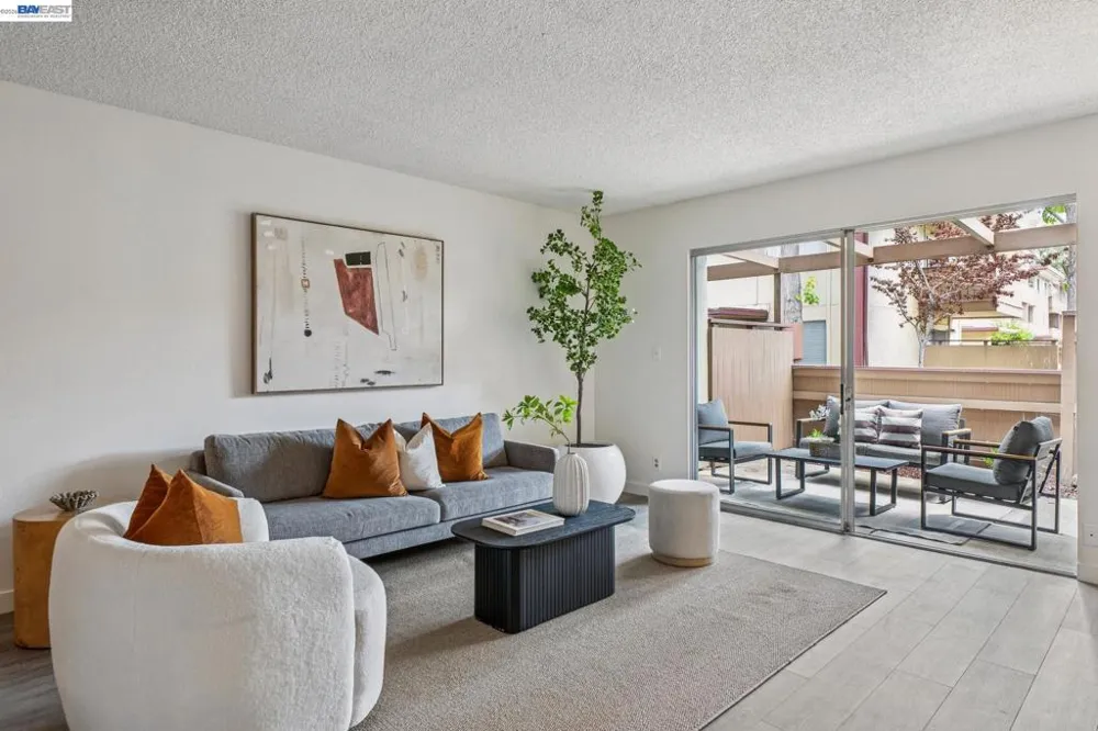 1327 Webster St #B106 Alameda, CA 94501
