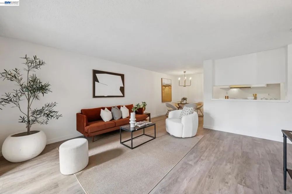 1327 Webster St #B106 Alameda, CA 94501