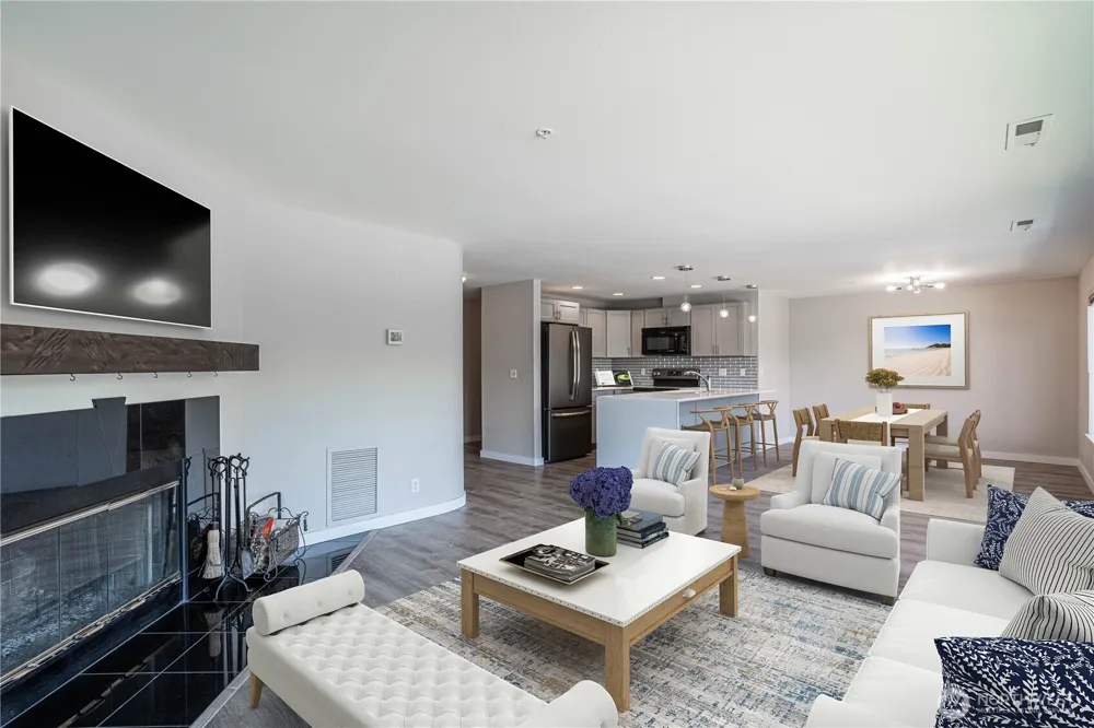 808 W Manson Highway #B202 Chelan, WA 98816