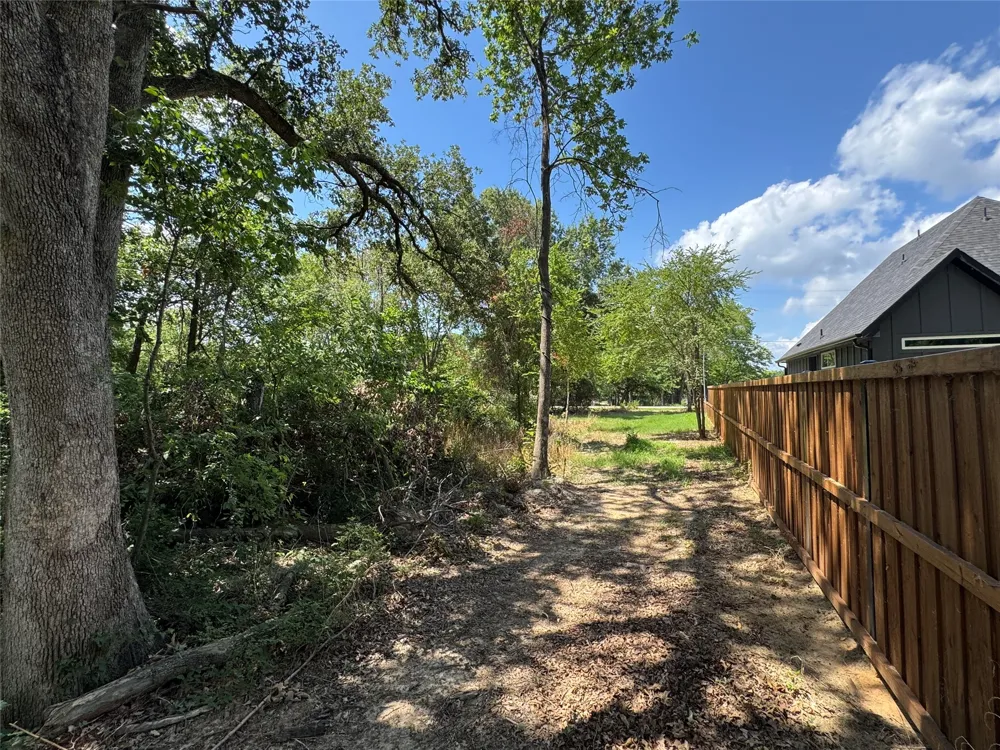 204 Kanakoa Drive Tool, TX 75143