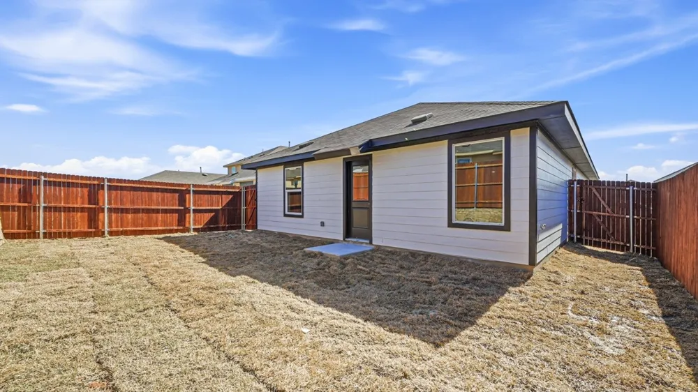312 WAYLAND STREET Keene, TX 76059