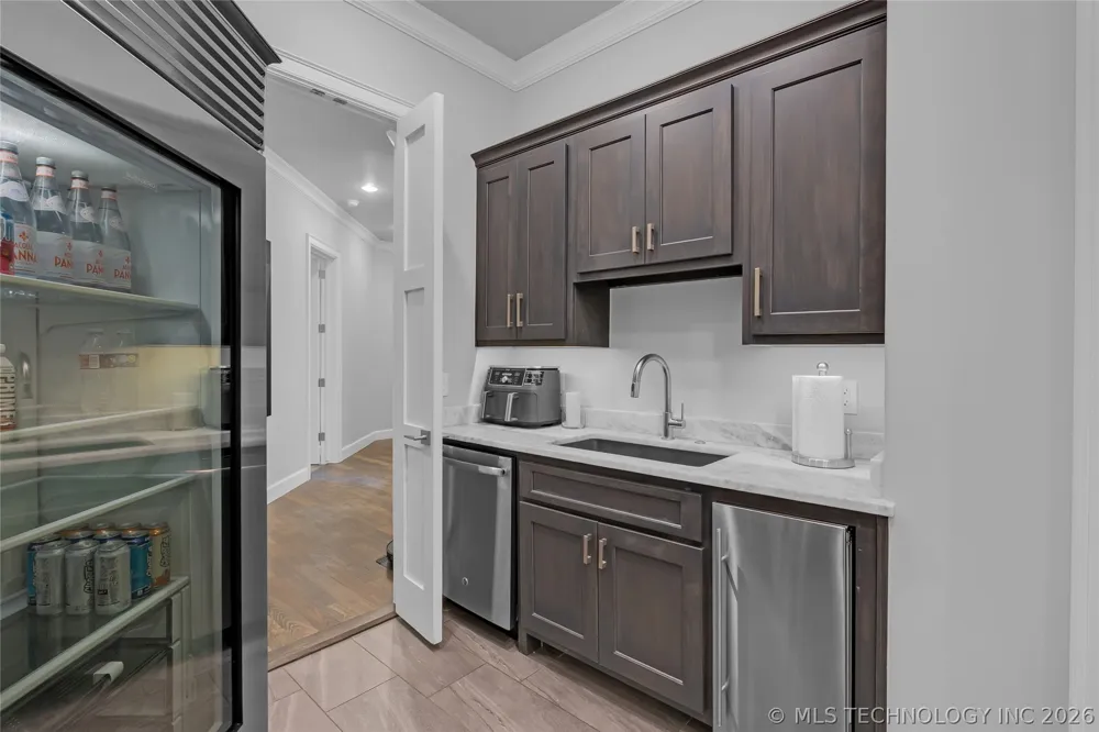 6830 E 109th Street Tulsa, OK 74133