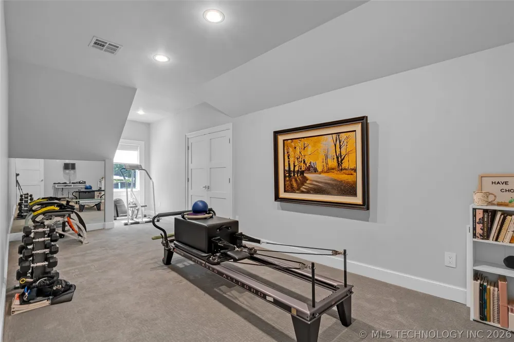 6830 E 109th Street Tulsa, OK 74133