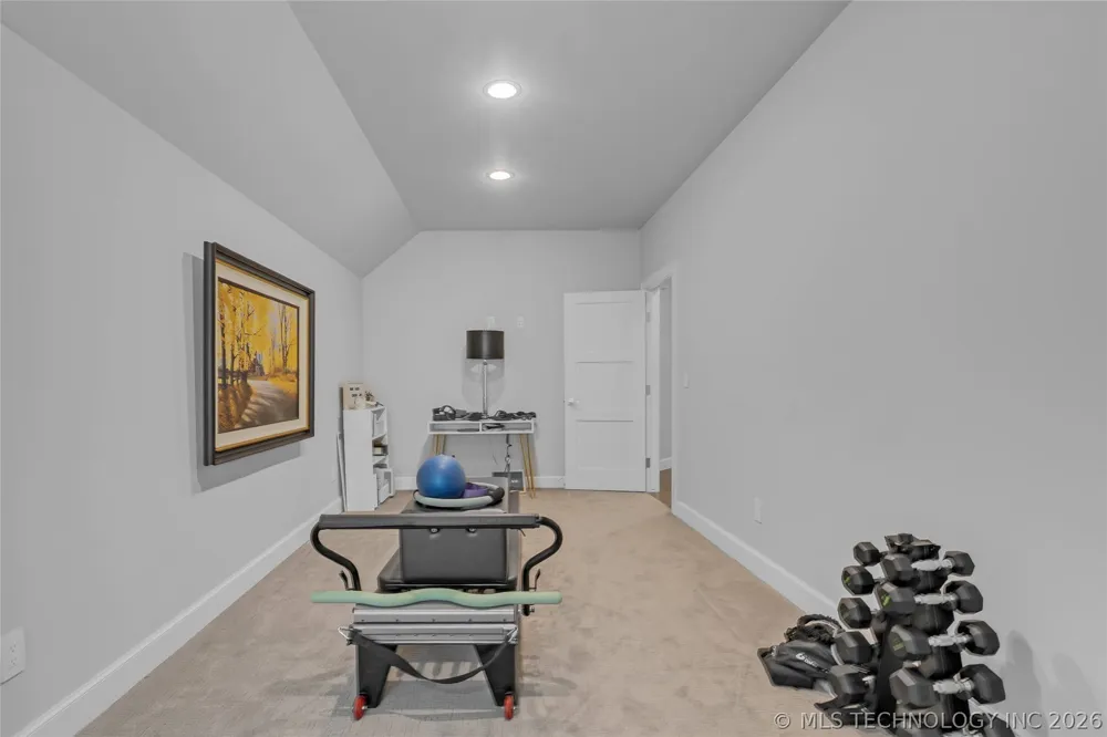 6830 E 109th Street Tulsa, OK 74133