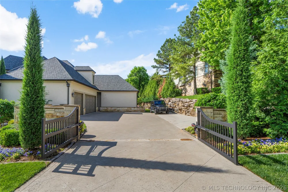 6830 E 109th Street Tulsa, OK 74133