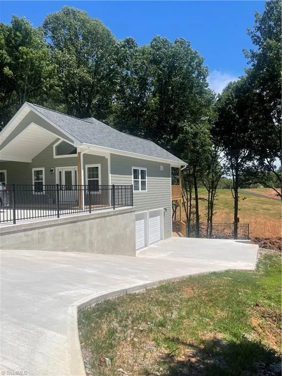 177 Linda Carol Avenue Wilkesboro, NC 28697