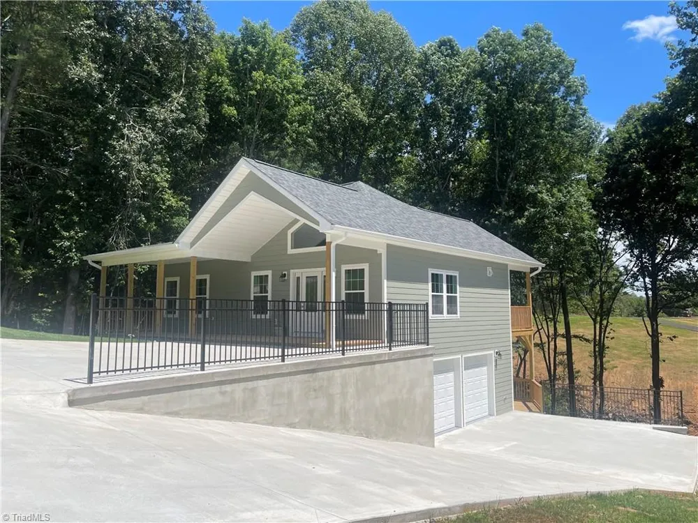 177 Linda Carol Avenue Wilkesboro, NC 28697