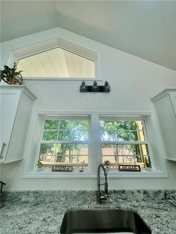 177 Linda Carol Avenue Wilkesboro, NC 28697