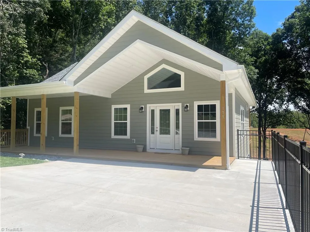 177 Linda Carol Avenue Wilkesboro, NC 28697