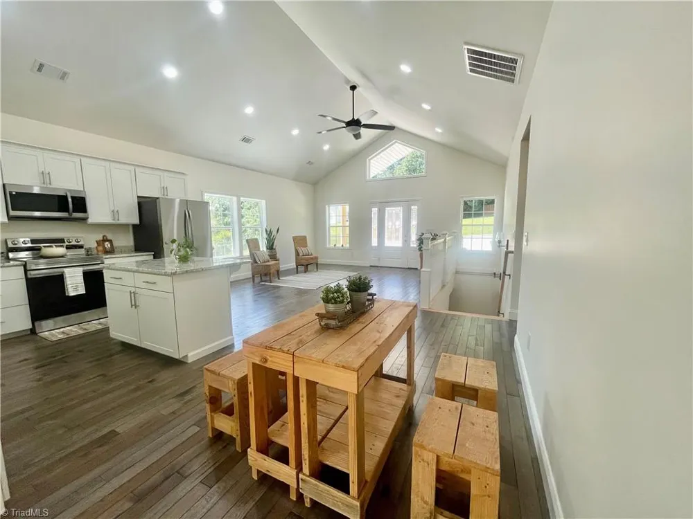 177 Linda Carol Avenue Wilkesboro, NC 28697