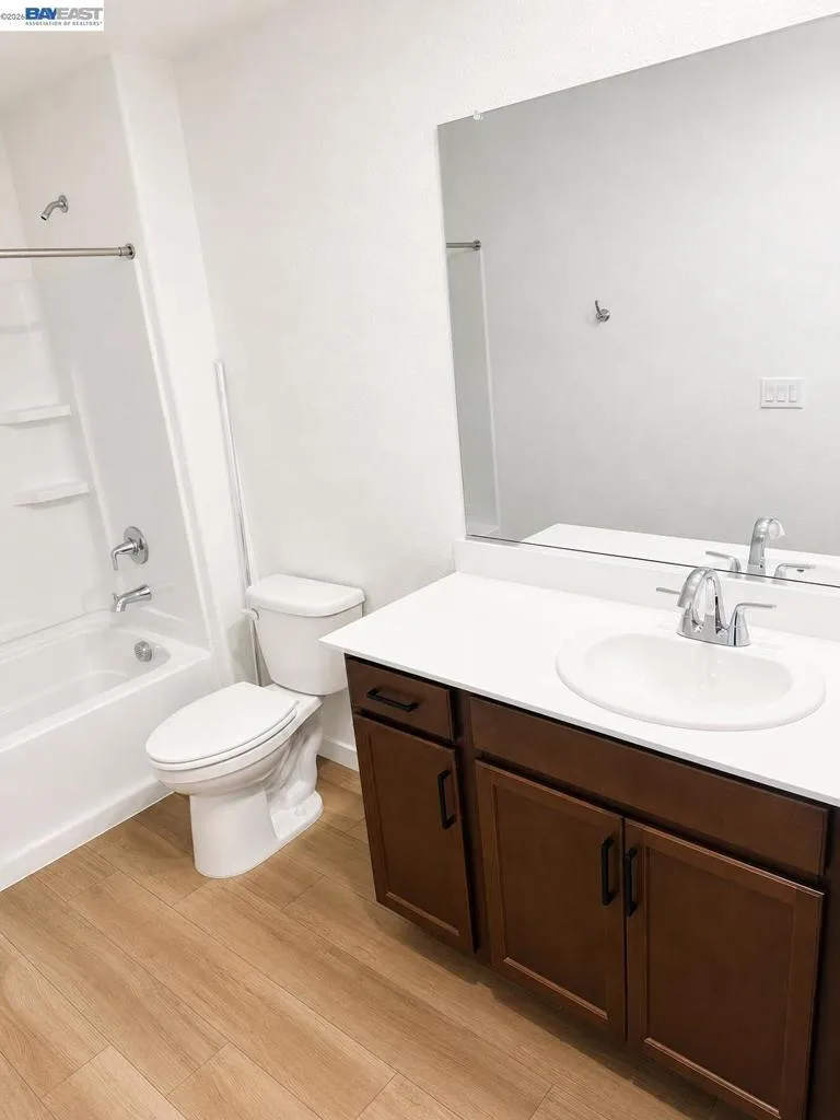 1392 Leonhardt Loop Lincoln, CA 95648