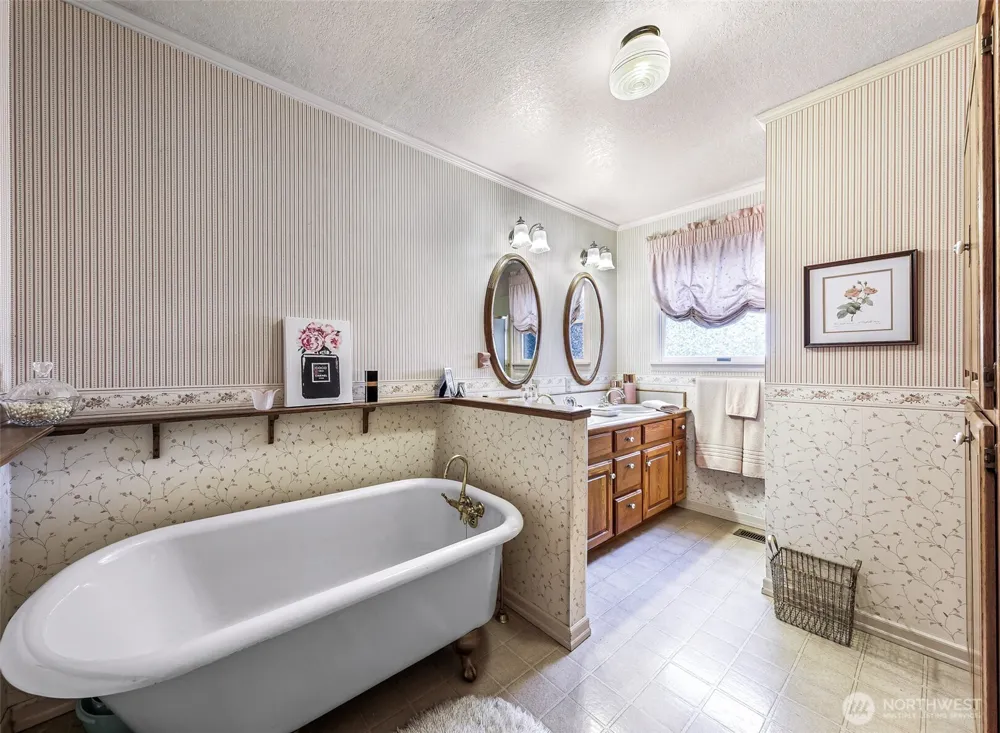 8634 Double Ditch Road Lynden, WA 98264