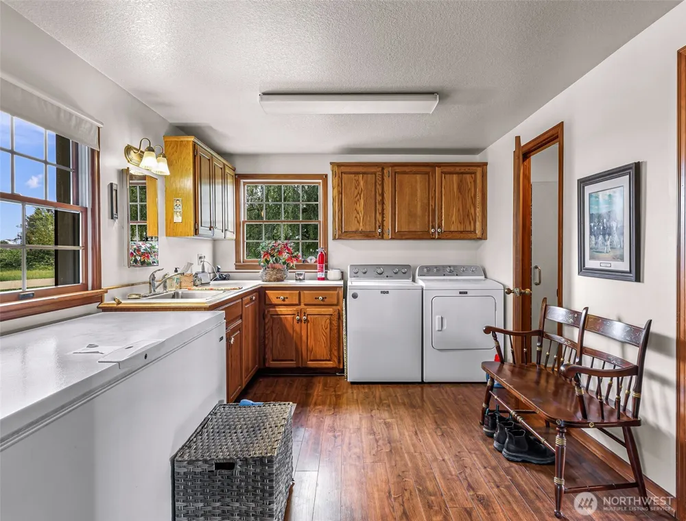 8634 Double Ditch Road Lynden, WA 98264