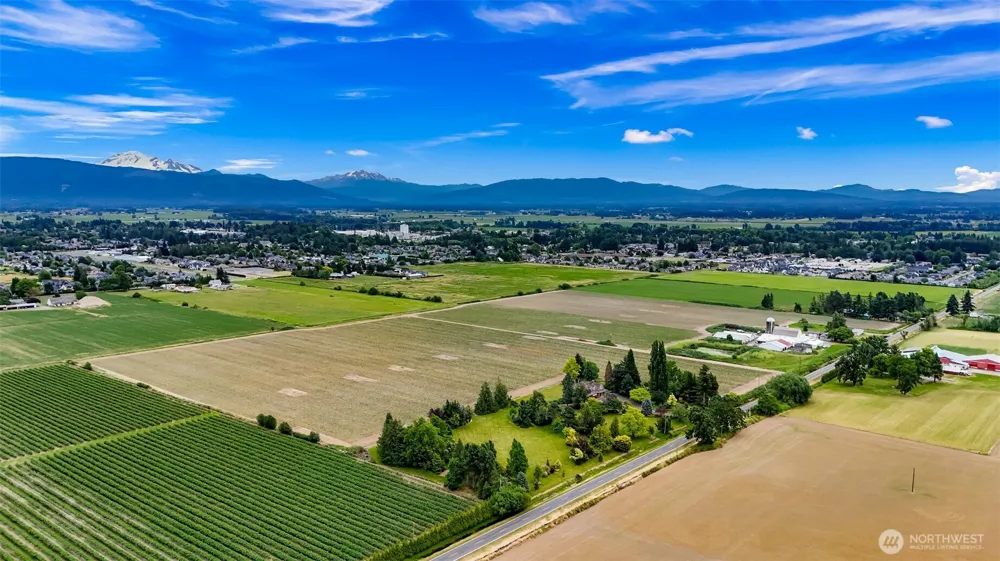8634 Double Ditch Road Lynden, WA 98264