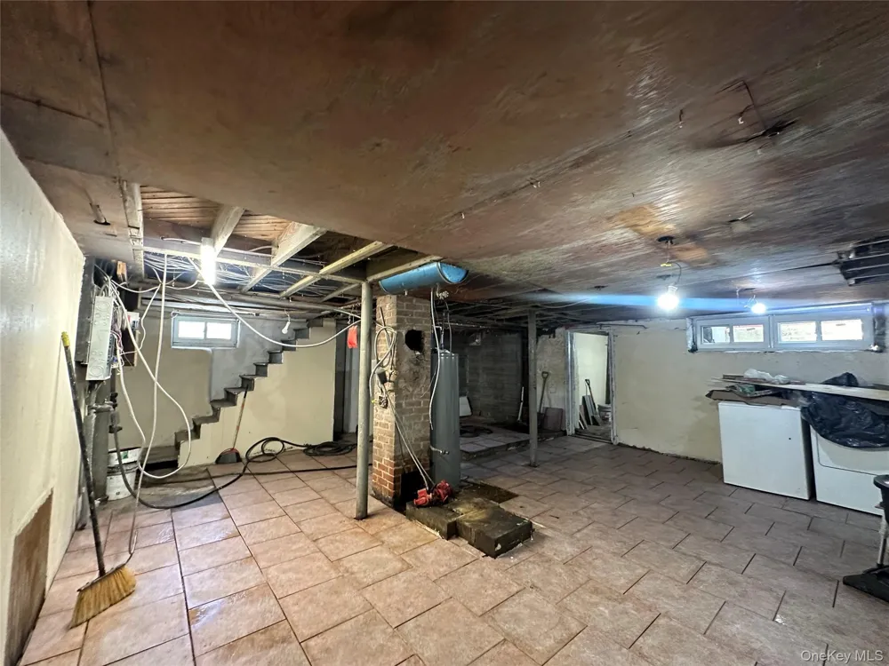 423 Hinman Place Mamaroneck, NY 10543