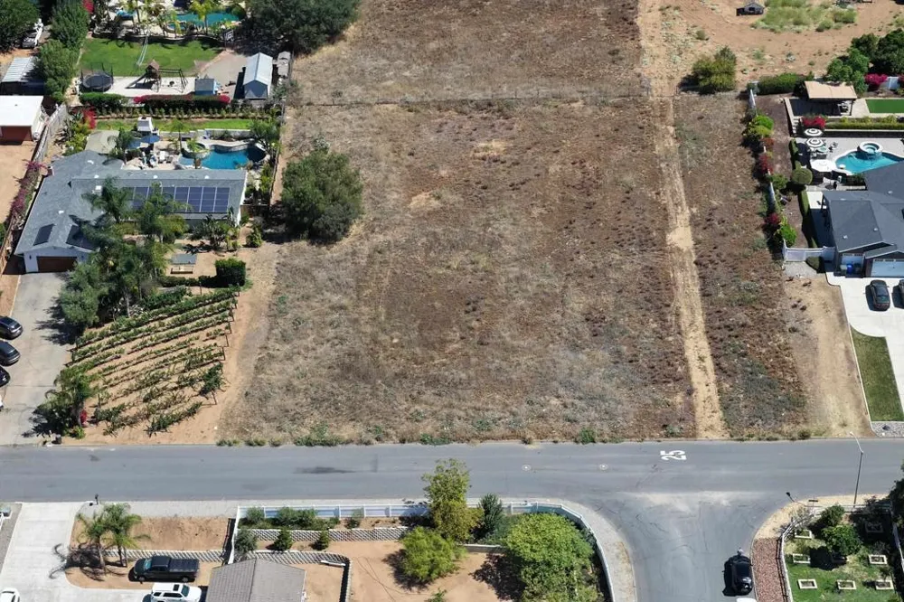 14444 Twin Peaks Rd Poway, CA 92064