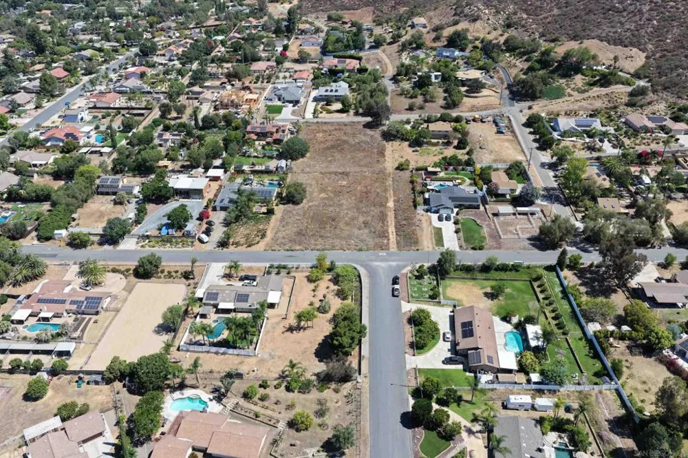 14444 Twin Peaks Rd Poway, CA 92064