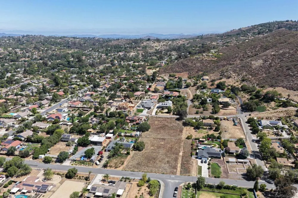 14444 Twin Peaks Rd Poway, CA 92064