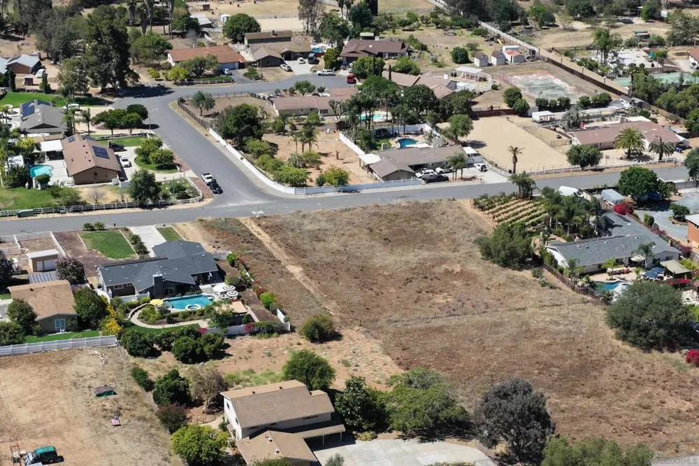 14444 Twin Peaks Rd Poway, CA 92064