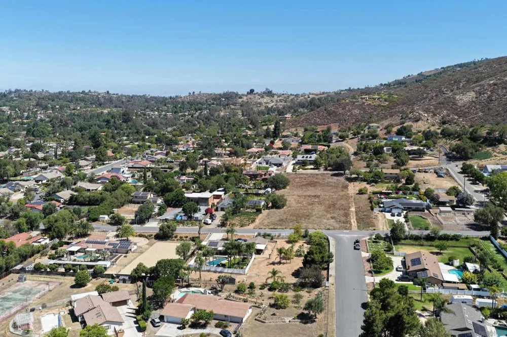 14444 Twin Peaks Rd Poway, CA 92064