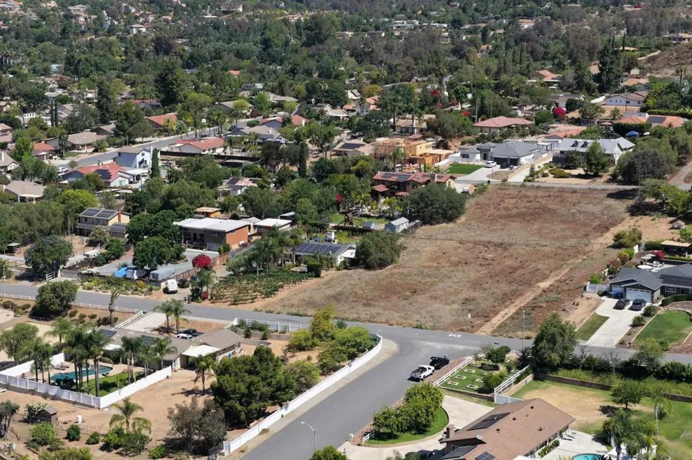 14444 Twin Peaks Rd Poway, CA 92064