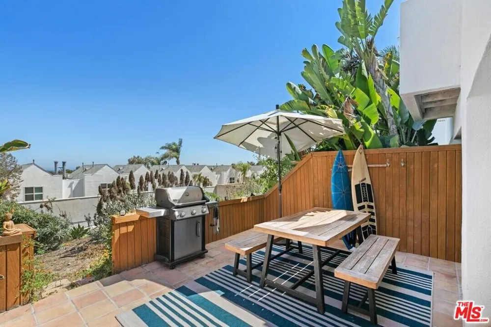 28711 Pacific Coast Highway #7 Malibu, CA 90265