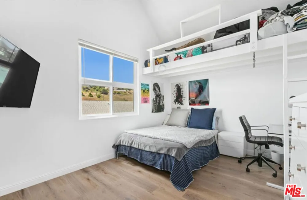 28711 Pacific Coast Highway #7 Malibu, CA 90265