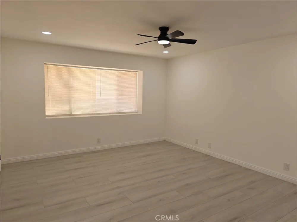 13707 4th Yucaipa, CA 92399