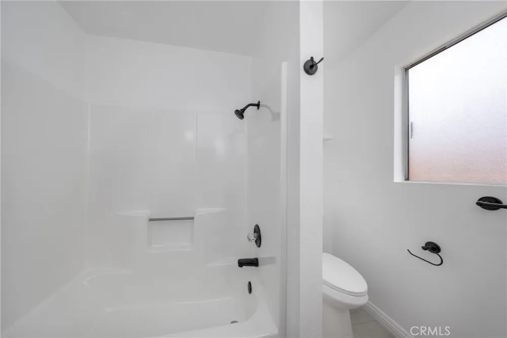 13707 4th Yucaipa, CA 92399
