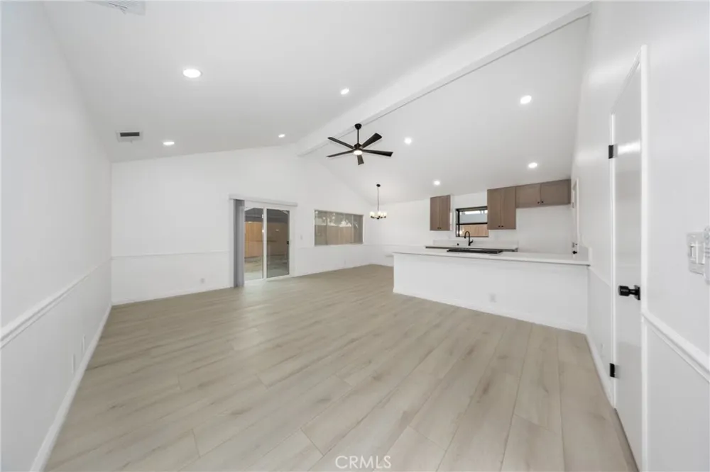 13707 4th Yucaipa, CA 92399