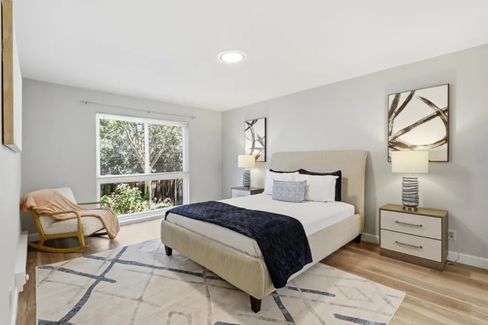 1033 Crestview Drive #110 Mountain View, CA 94040