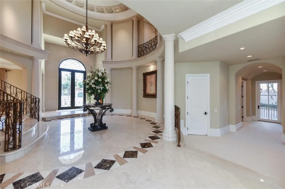 11 Skyridge Newport Coast, CA 92657