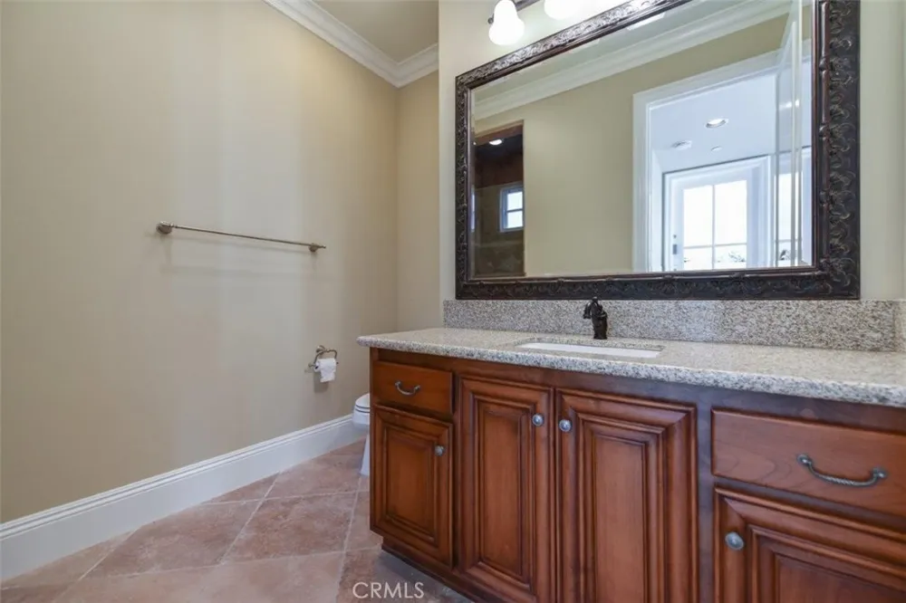11 Skyridge Newport Coast, CA 92657