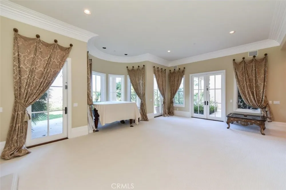 11 Skyridge Newport Coast, CA 92657
