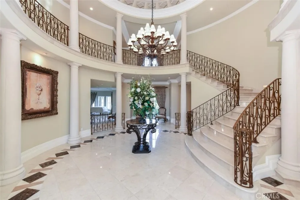 11 Skyridge Newport Coast, CA 92657