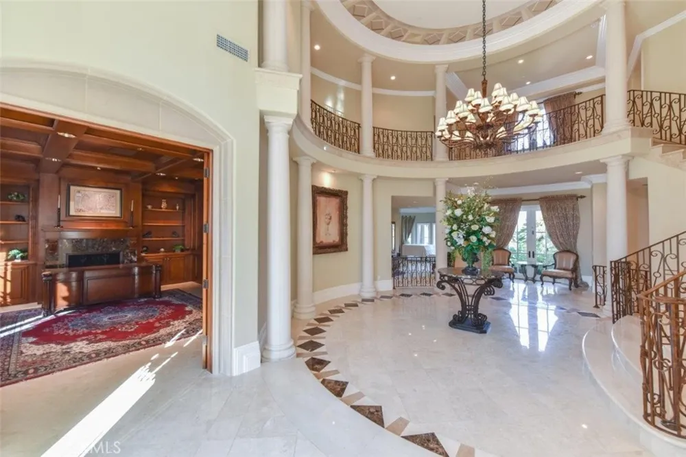 11 Skyridge Newport Coast, CA 92657