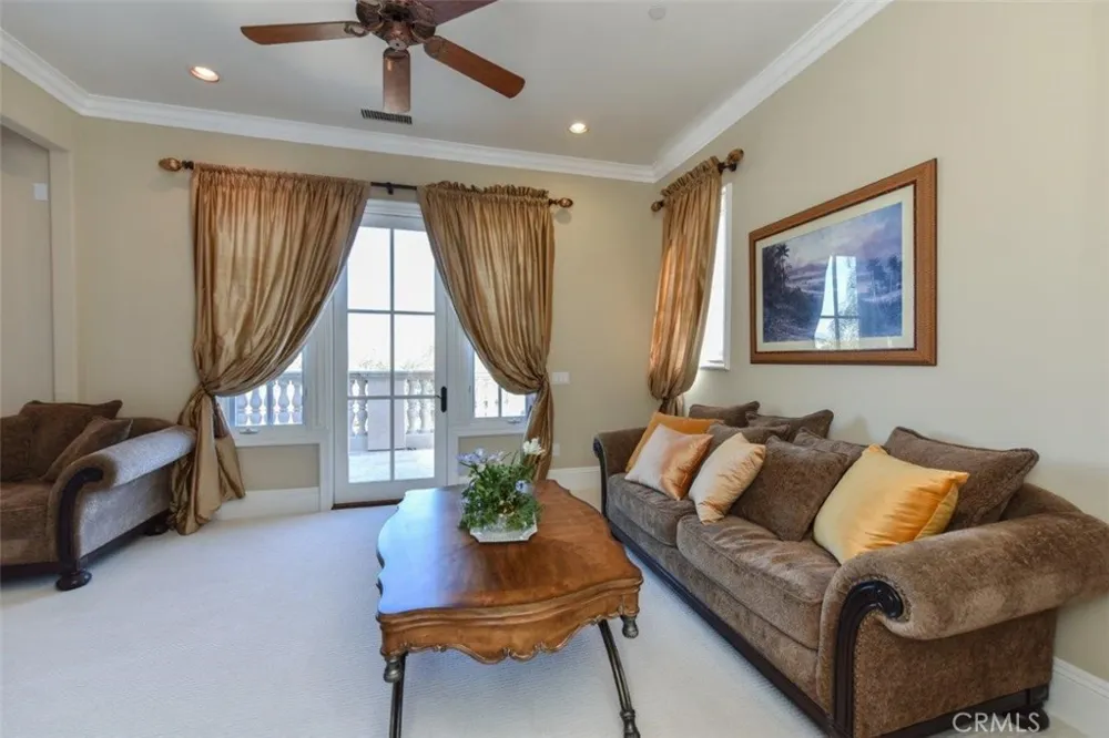 11 Skyridge Newport Coast, CA 92657