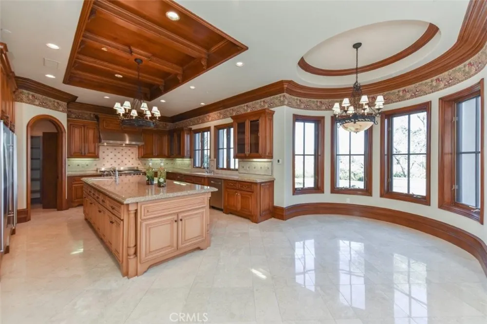 11 Skyridge Newport Coast, CA 92657