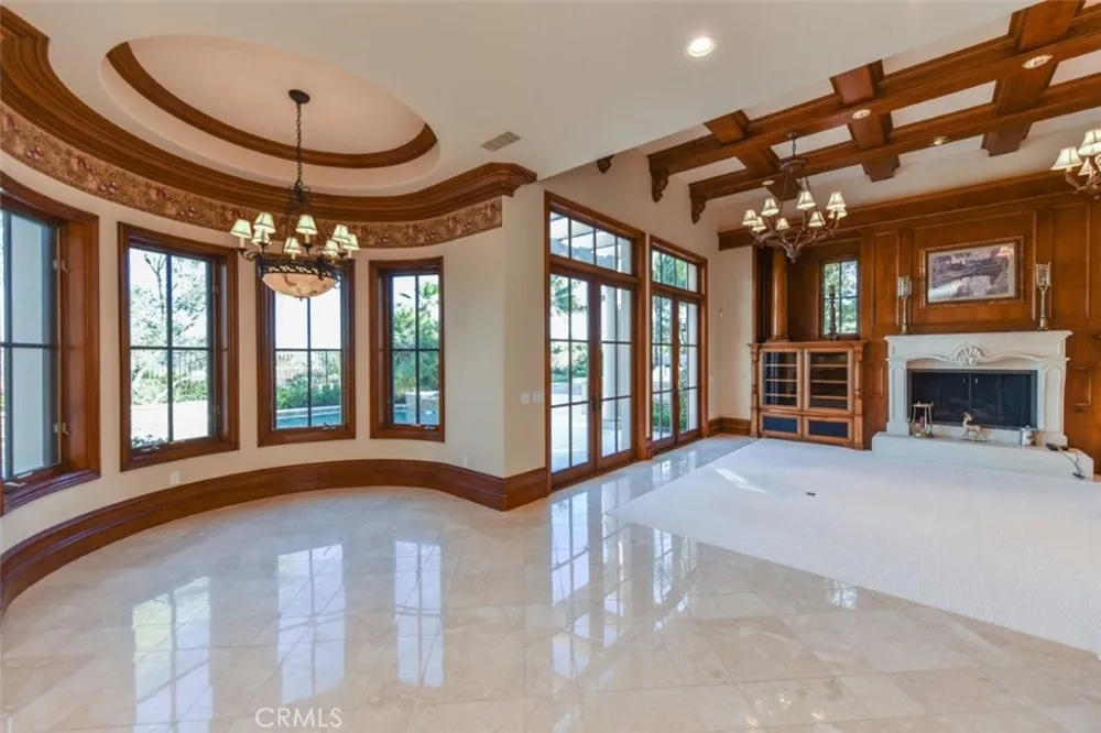 11 Skyridge Newport Coast, CA 92657