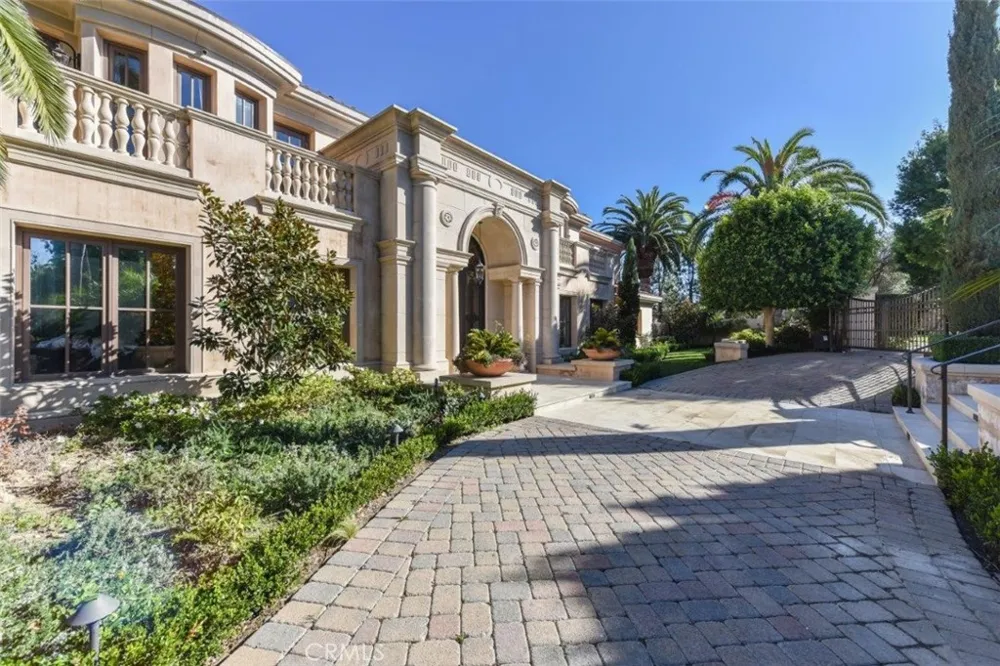 11 Skyridge Newport Coast, CA 92657