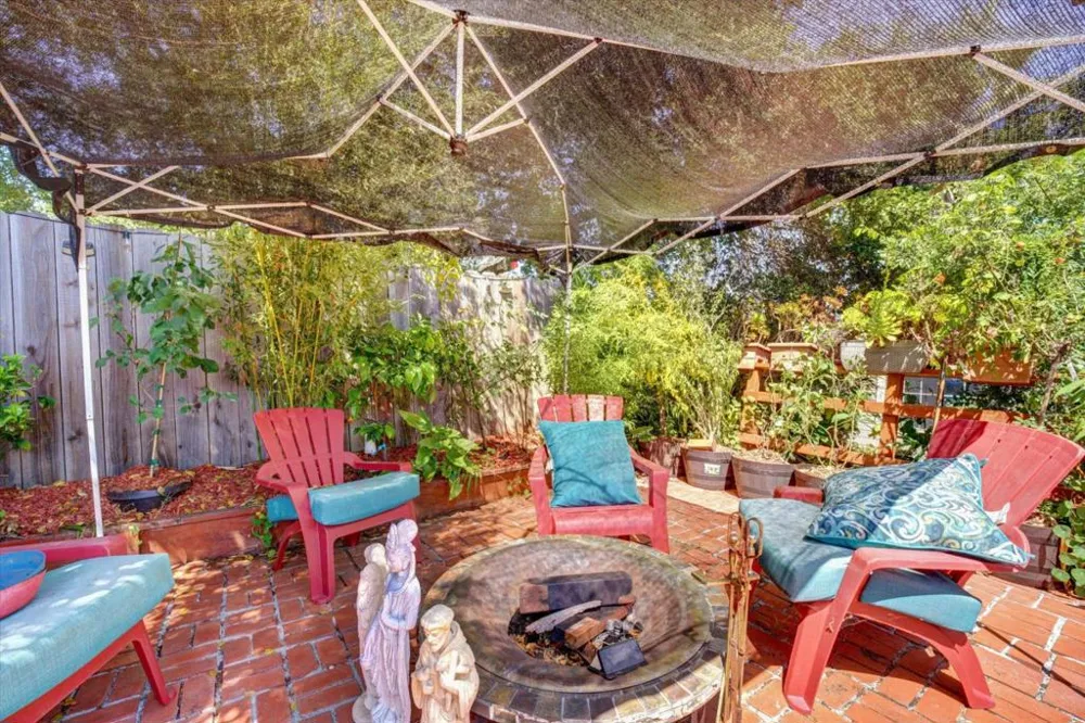 22505 Ralston Place Castro Valley, CA 94541